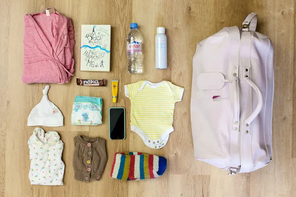 Essential items to pack in your hospital bag