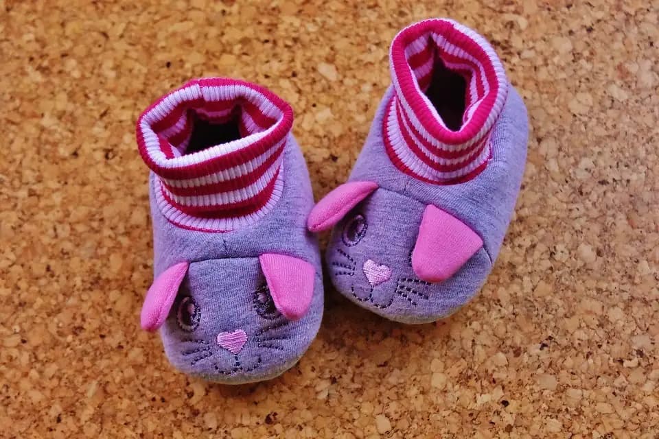 Newborn Baby Gift Ideas to Welcome the New Family Member