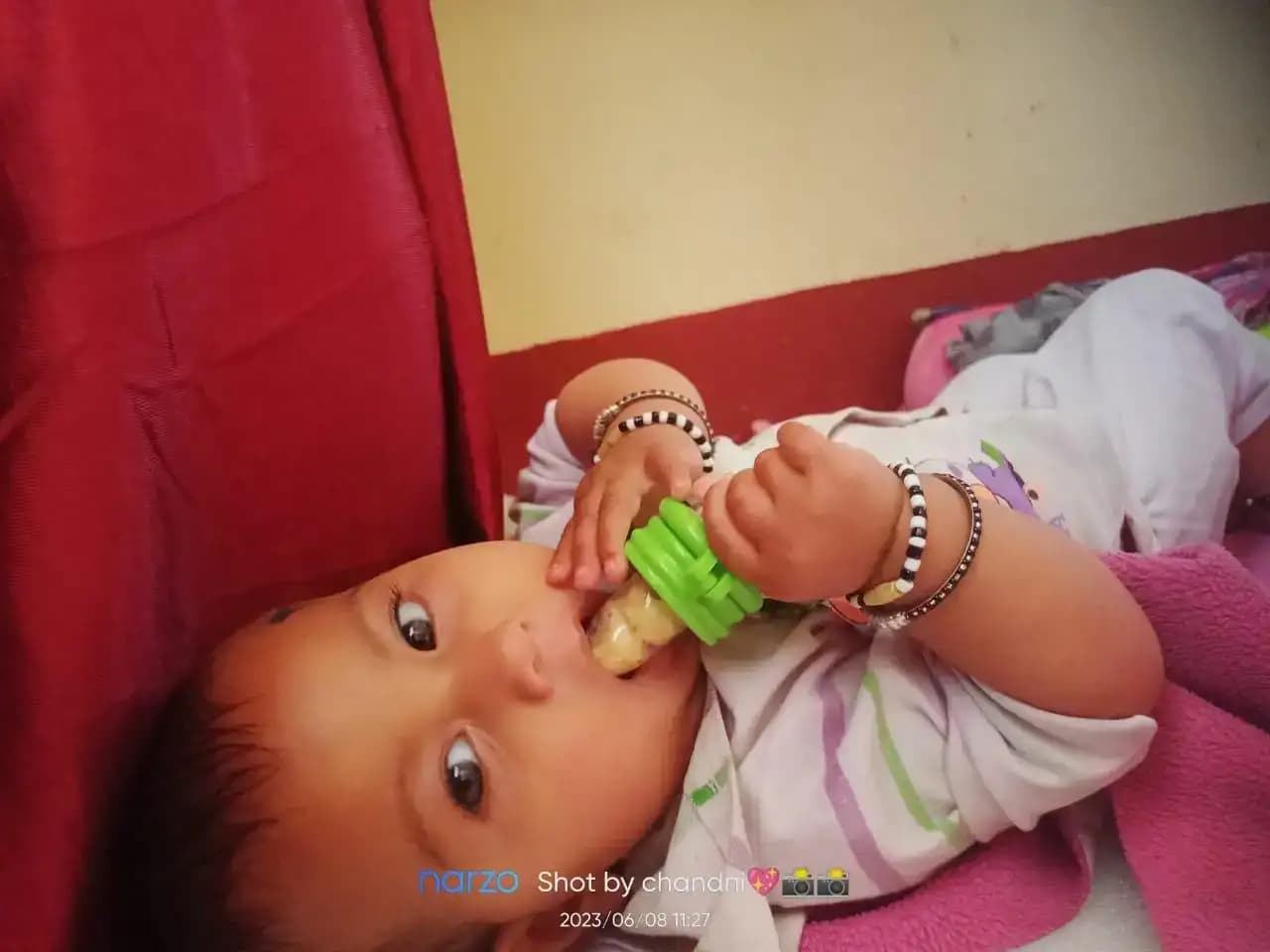 Feels Natural Ultra Soft Fruit & Food Nibbler- Pink | Convenient to Introduce Fruits & Veggies to Baby | Ultra-soft Silicone Mesh for Easy Chewing | Easy One Snap Filling | Helps Relieve Teething Discomfort