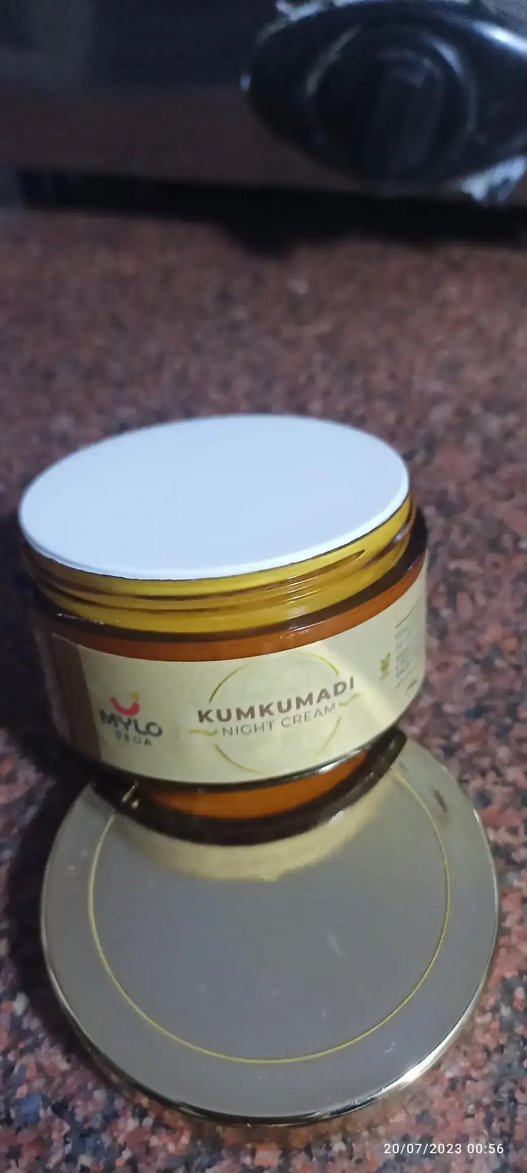Anti Ageing Cream - Ayurvedic Formulation | Helps Control Signs of Ageing | Brightens Skin | Reduces Dark Spots & Pigmentation | Toxic Free (50 Gms)