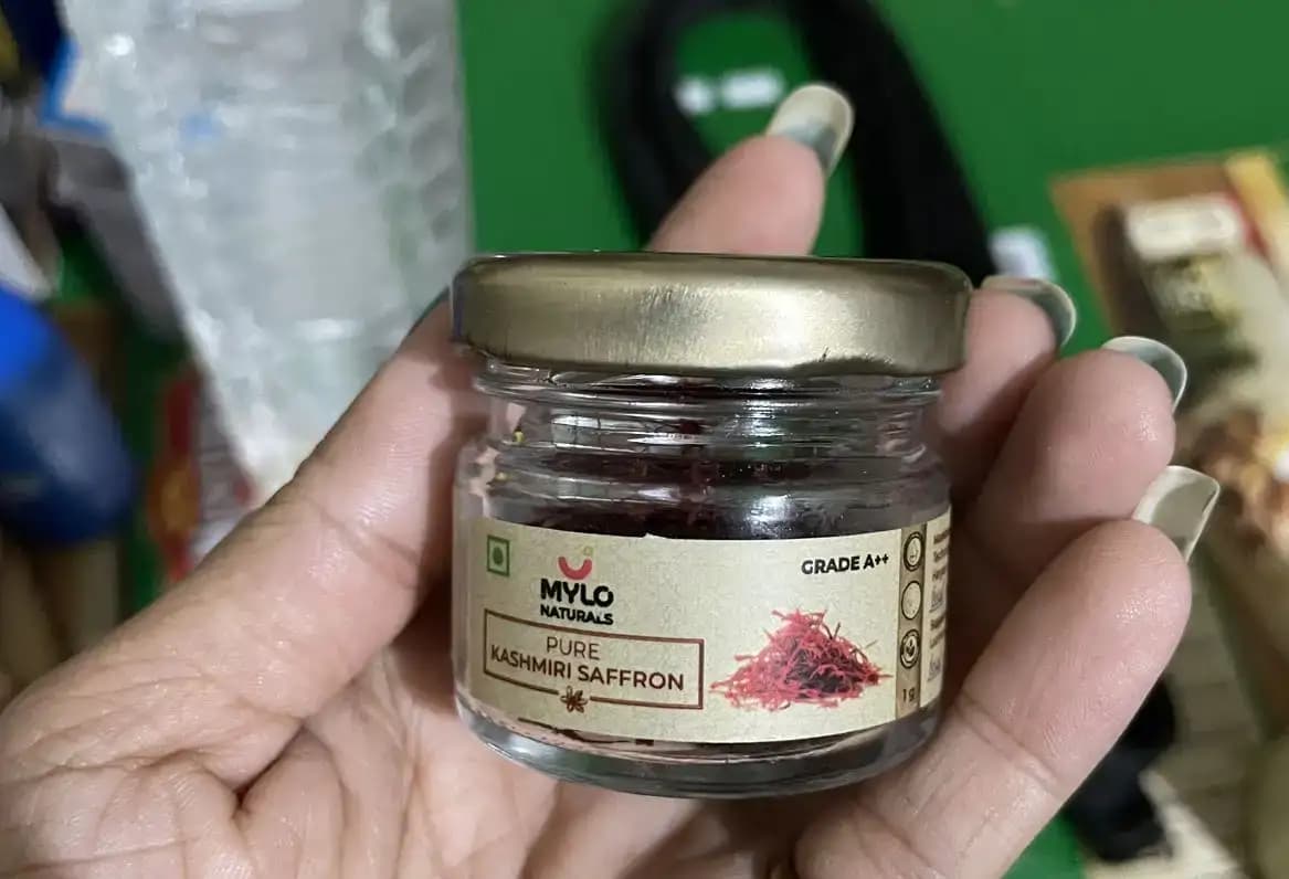 Long Grain Pure Saffron for Pregnant Women (Kesar) - 1g | Improves Digestion | Reduces Pain & Cramps | Improves Sleep | Clinically Tested