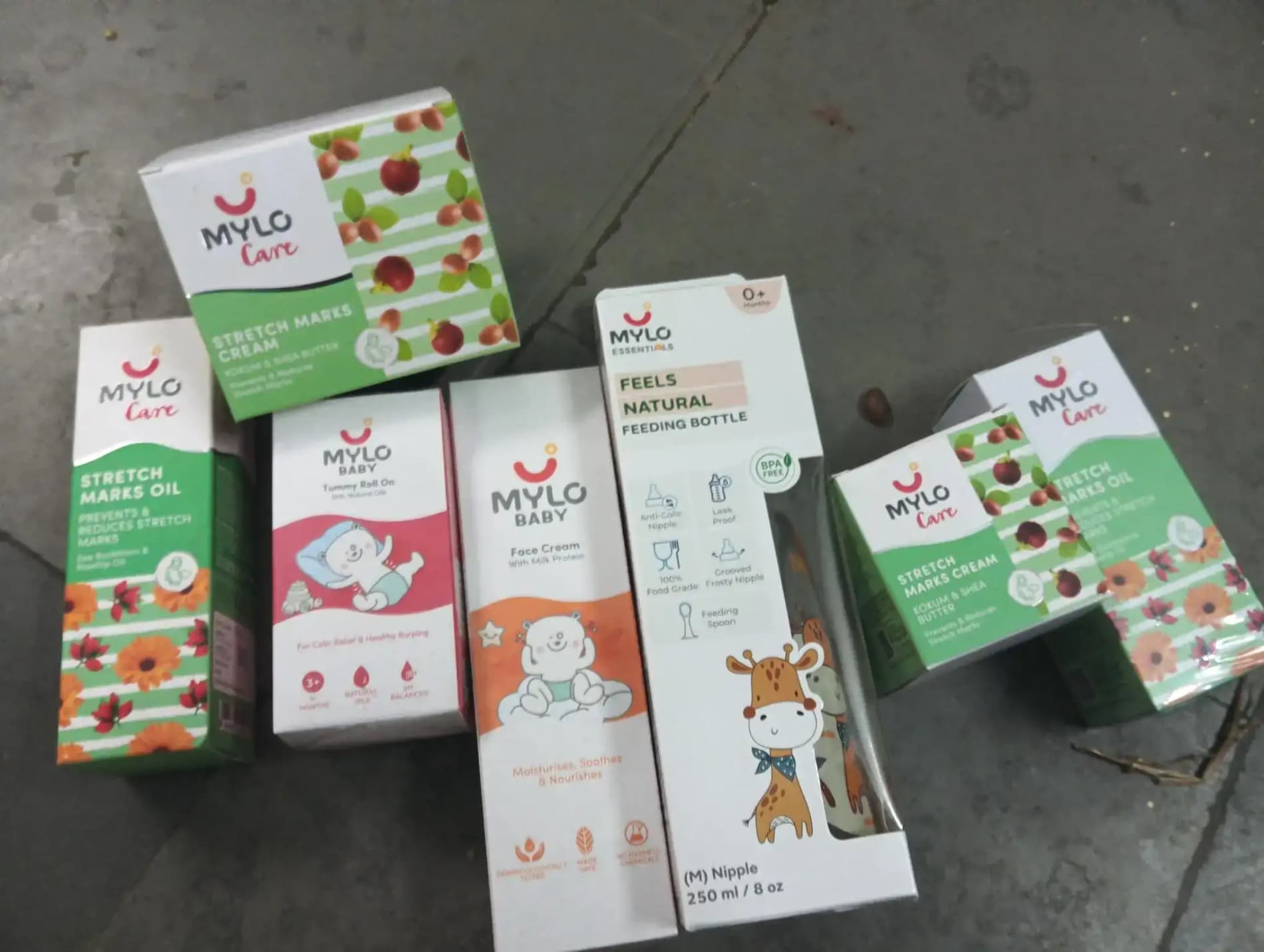 Stretch Marks Kit - Removes Scars | Made with Natural Ingredients | Tightens Skin - (Stretch Mark Oil - 100 ml, Stretch Marks Cream - 100ml