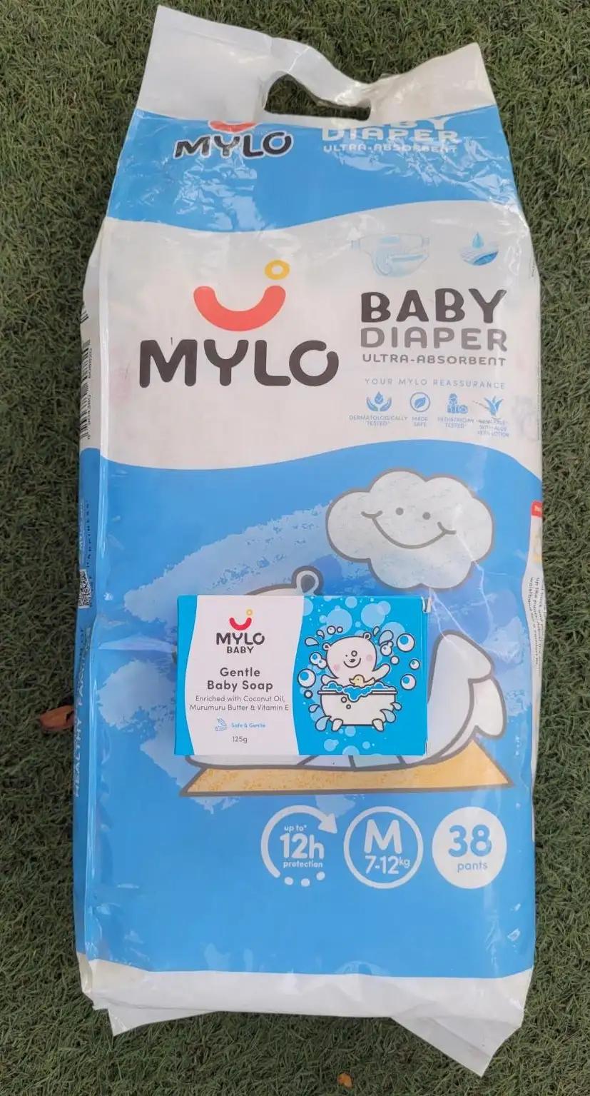 Baby Diaper Pants Medium (M) Size 7-12 kgs (Jumbo Pack) + Baby Head to Toe Wash