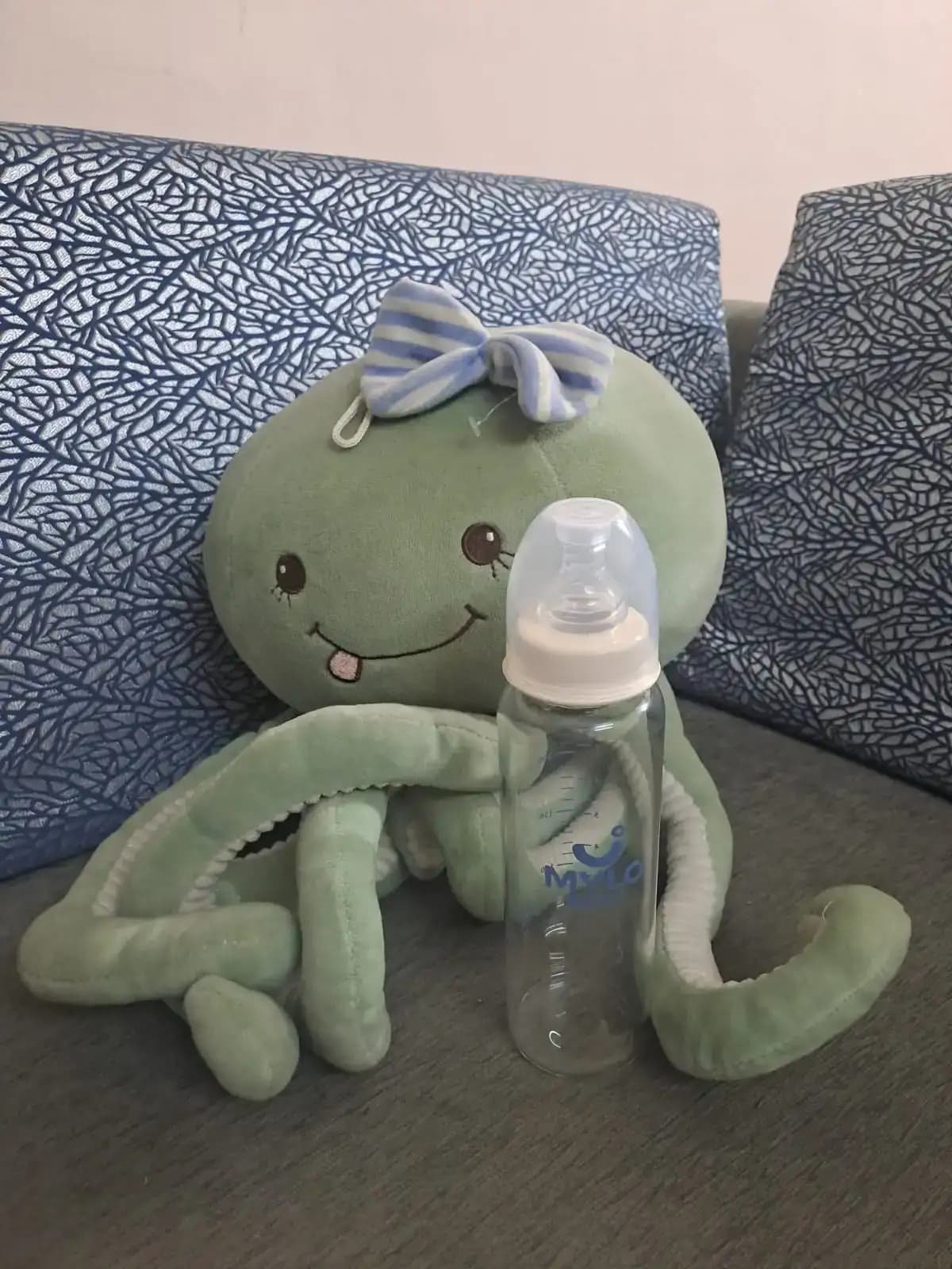 Glass Feeding Bottle | BPA Free | Anti-Colic | 100% Food Grade | Stain & Odor Free - 125 ml