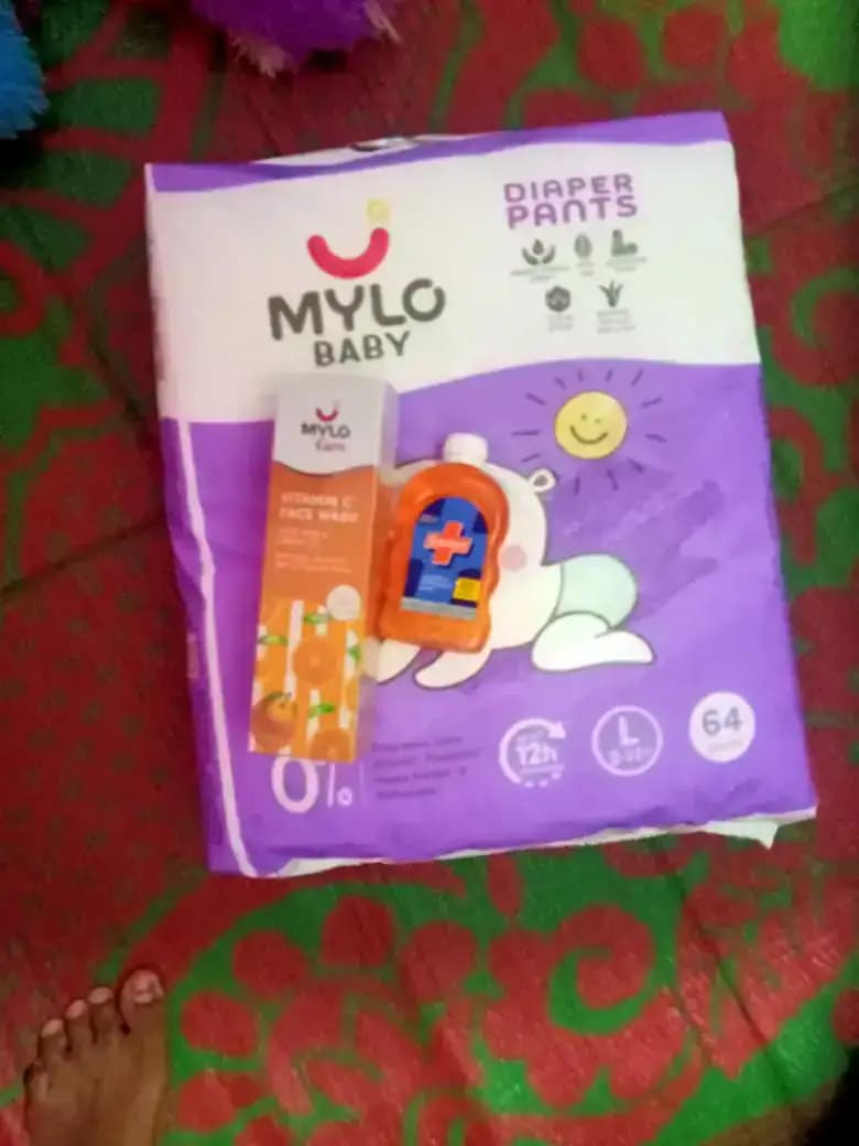 Vitamin C Face Wash (100 ml) Refreshing & Brightening 