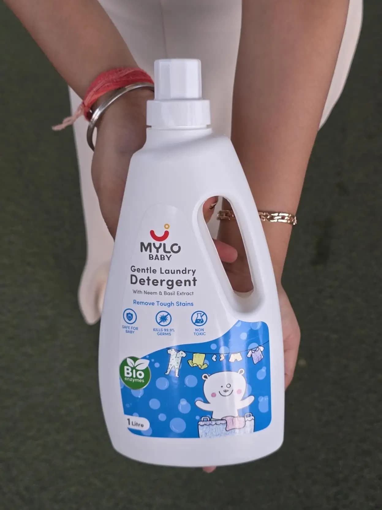 Baby Safe Liquid Detergent for Baby Clothes | Tough on stains | Gentle on clothes | Keeps Color & Softness Intact | Suitable for Front & Top Load Washing Machine | 1 litre