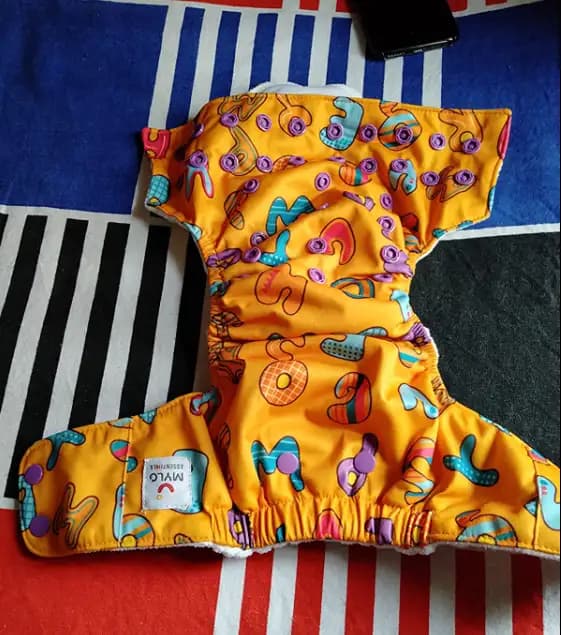 Adjustable Washable & Reusable Cloth Diaper With Dry Feel, Absorbent Insert Pad (3M-3Y) Prevents Rashes - Floral Spring - Pack of 1