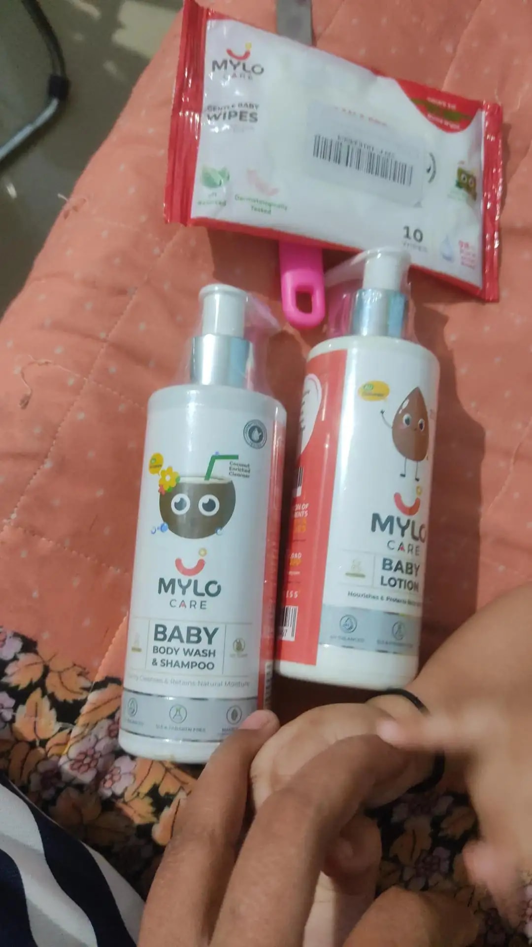 Baby Shampoo and Body Wash | Gentle Cleansing Head-to-Toe | Tear Free Formulation | Retains Natural Moisture | Dermatologically Tested | Made Safe Certified- 200 ml - Pack of 2