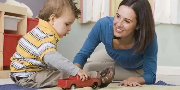 क्यों देर से बोलते है बच्चे ?