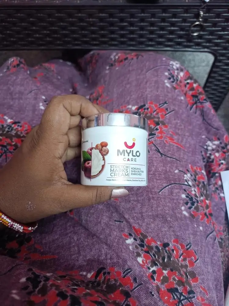 Stretch Marks Cream for Women - Clinically Proven | Removes Stretch Marks | Made Safe Certified | Safe During Pregnancy & Breastfeeding (100gm)