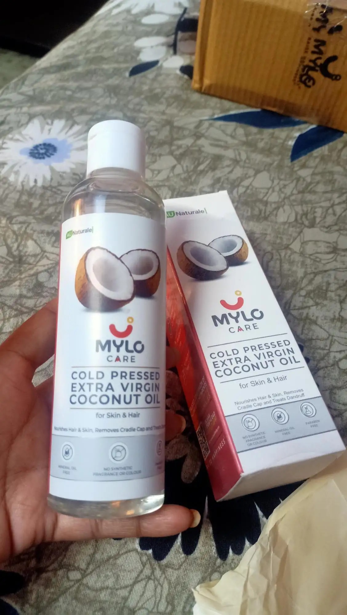 Cold Pressed Extra Virgin Coconut Oil for Skin & Hair - Nourishes Skin Deeply | Reduces Dandruff | Strengthens Hair | Soothes Baby's Rashes - 200 ml