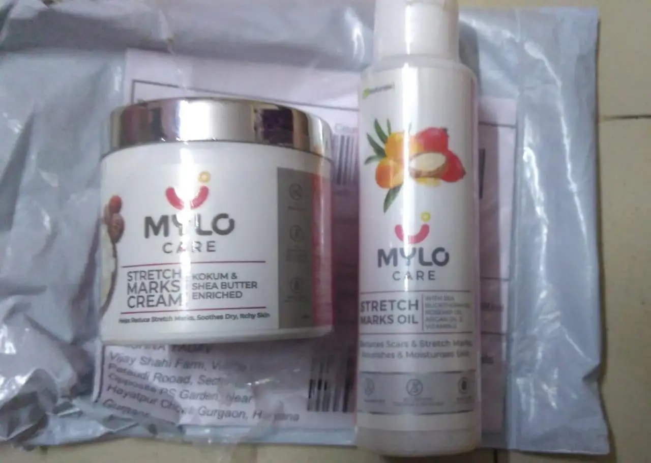 Stretch Marks Kit - Removes Scars | Made with Natural Ingredients | Tightens Skin - (1 Stretch Mark Oil - 100 ml, 2 Stretch Marks Cream - 100ml each)