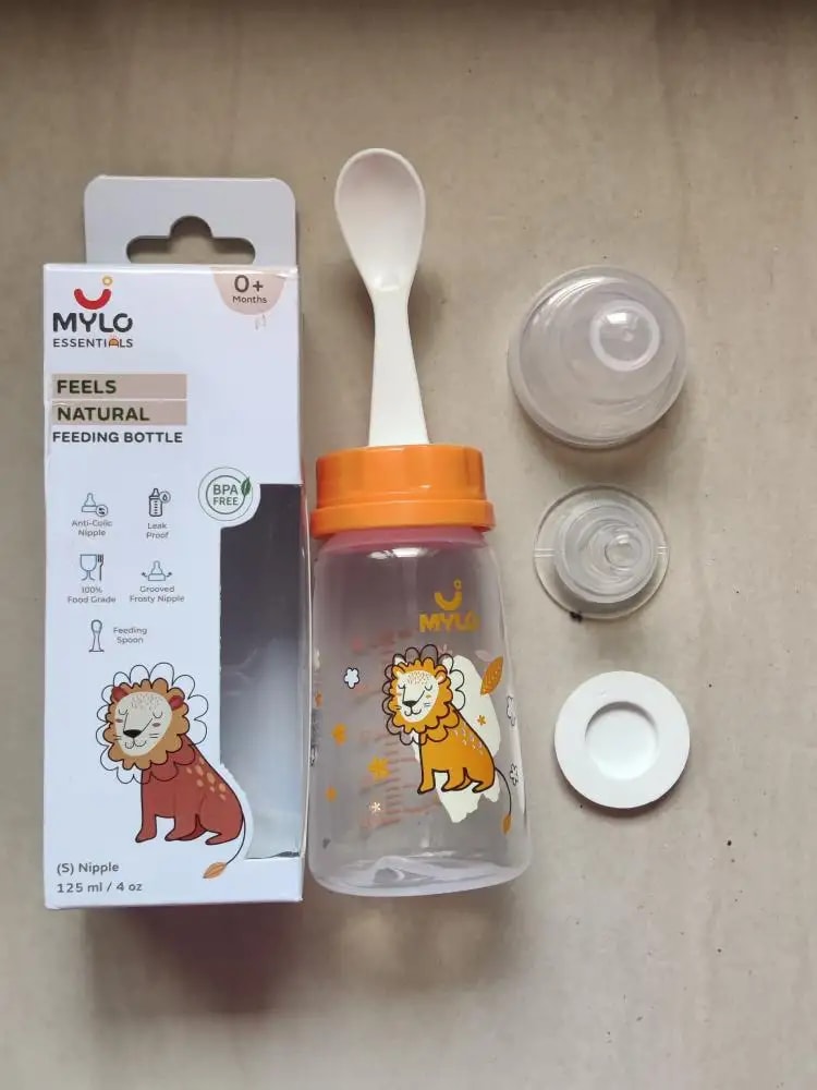 2-in-1 Baby Feeding Bottle | BPA Free with Anti-Colic Nipple & Spoon | Easy Flow Neck Design - Lion & Giraffe 125ml & 250ml
