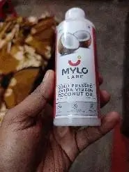 Cold Pressed Extra Virgin Coconut Oil for Skin & Hair - Nourishes Skin Deeply | Reduces Dandruff | Strengthens Hair | Soothes Baby's Rashes - 200 ml