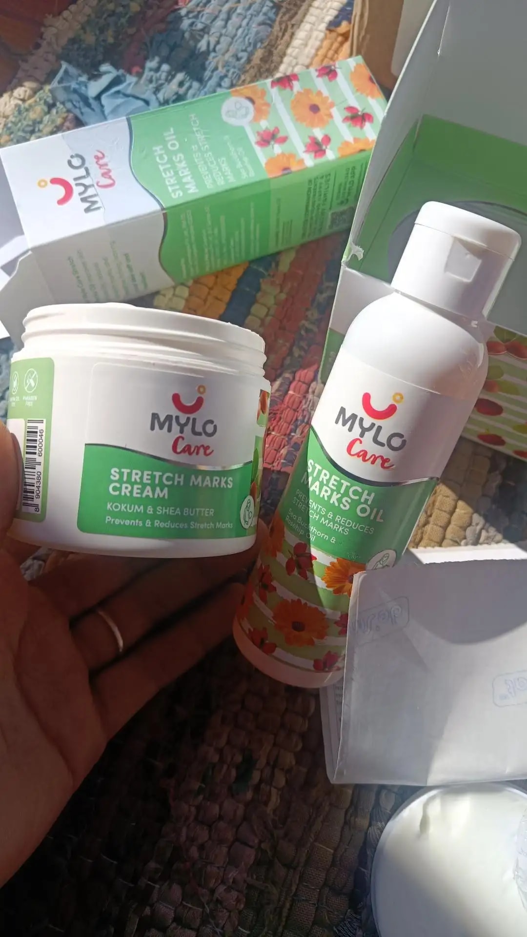 Stretch Marks Kit - Removes Scars | Made with Natural Ingredients | Tightens Skin - (1 Stretch Mark Oil - 100 ml, 2 Stretch Marks Cream - 100ml each)