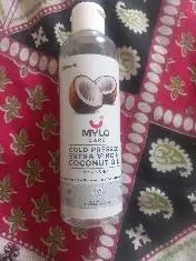 Cold Pressed Extra Virgin Coconut Oil for Skin & Hair - Nourishes Skin Deeply | Reduces Dandruff | Strengthens Hair | Soothes Baby's Rashes - 200 ml