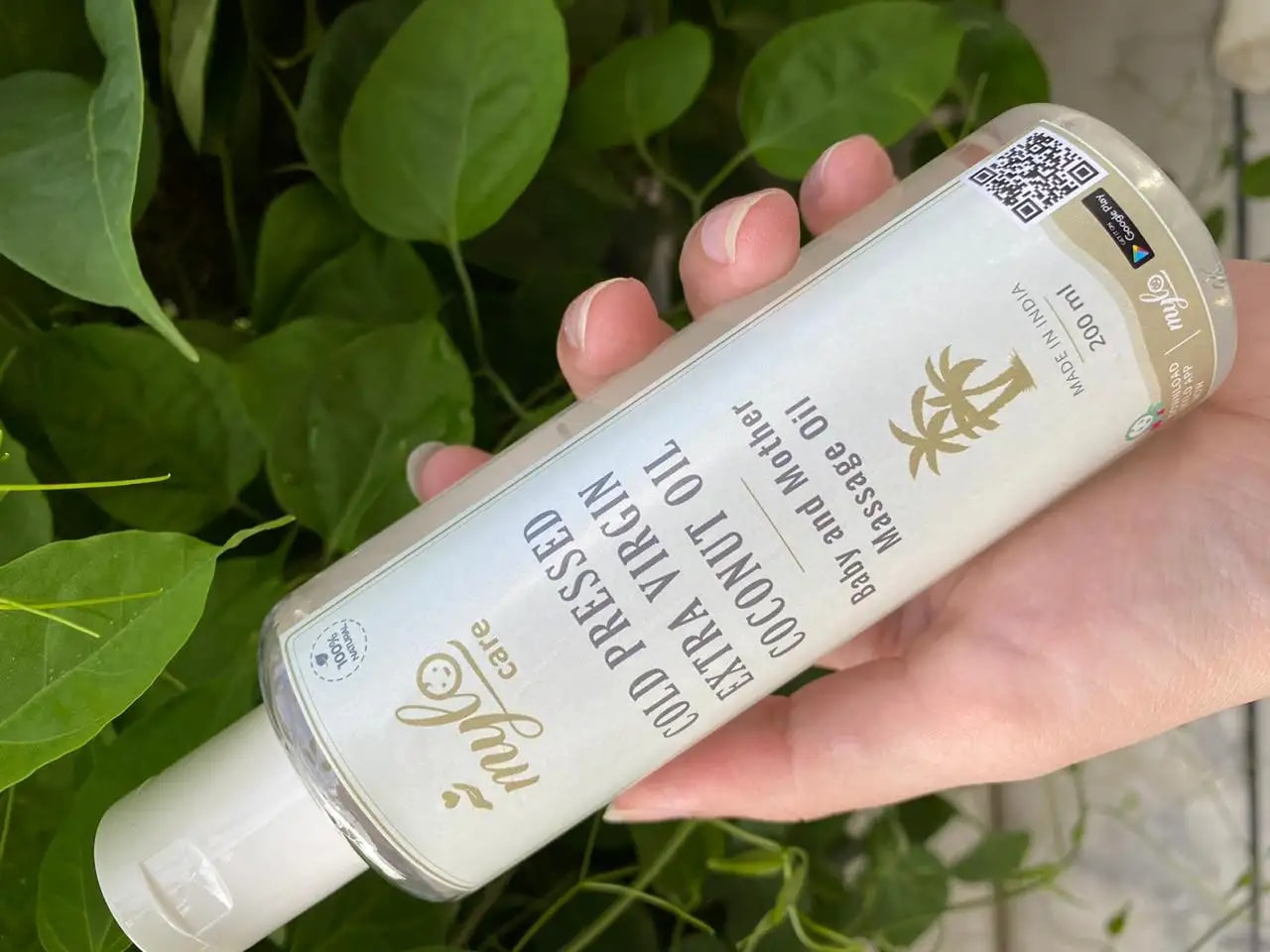 Cold Pressed Extra Virgin Coconut Oil for Skin & Hair - Nourishes Skin Deeply | Reduces Dandruff | Strengthens Hair | Soothes Baby's Rashes - 200 ml