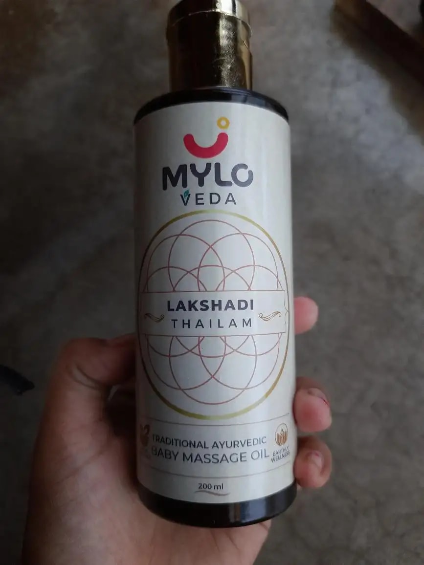 Mylo Herb Enriched Baby Massage Oil - 200 ml | Pack of 2 | Dermatologically Tested | Made Safe Certified | Nourishes Skin | Strengthens Immunity | Ayurvedic Preparation