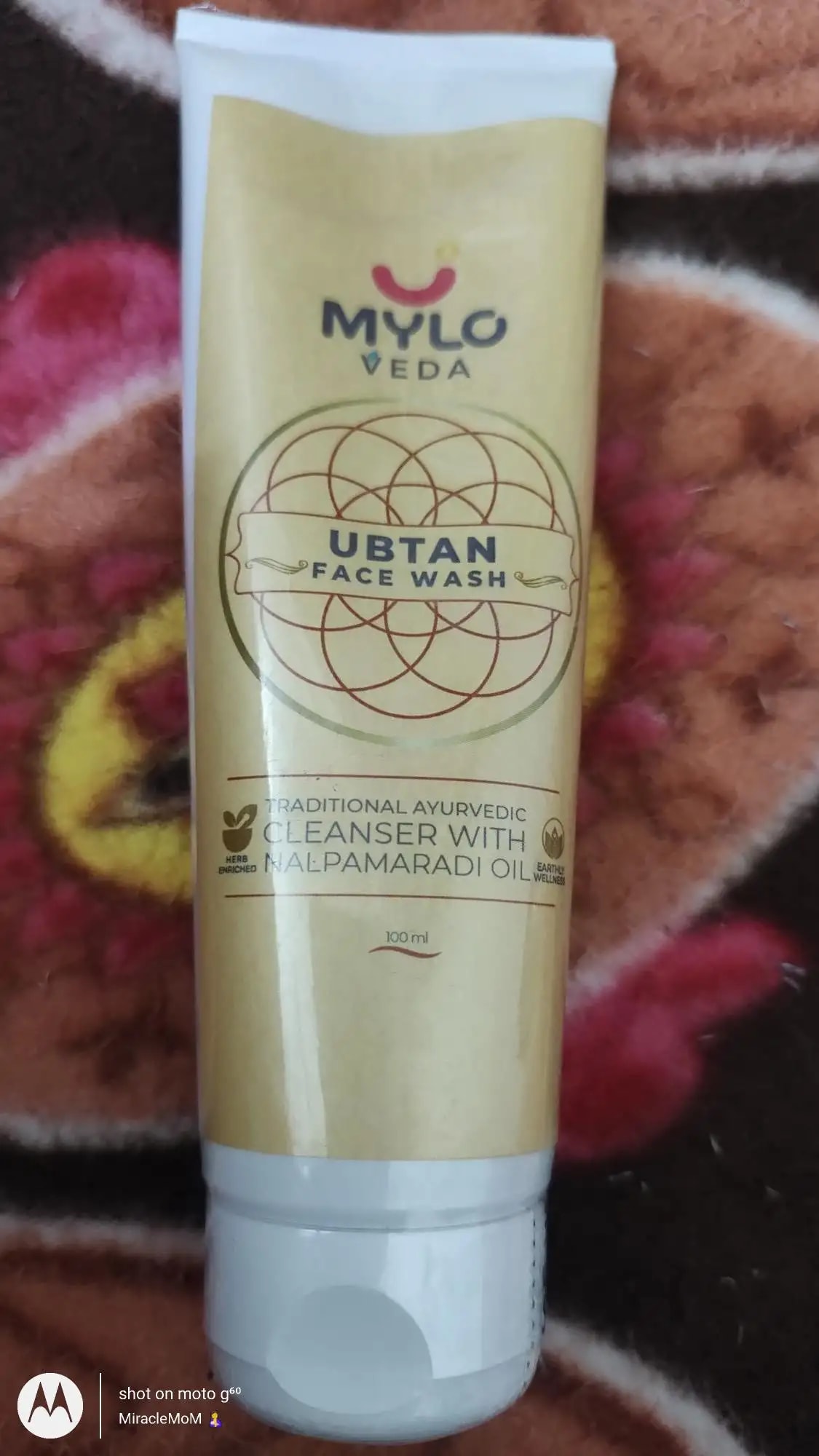 Ubtan Face Wash with Saffron, Nalpamaradi Oil & Turmeric | Brightens Skin | Removes Dead Skin Cells | Fights Acne | Lightens Skin (100 gm)