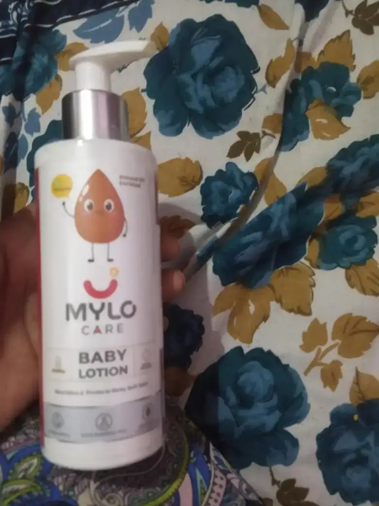 Baby Lotion for Kids | Made Safe Certified | Dermatologically Tested | Long Lasting 24 Hours Moisturisation | Soothes Dryness - 200 ml