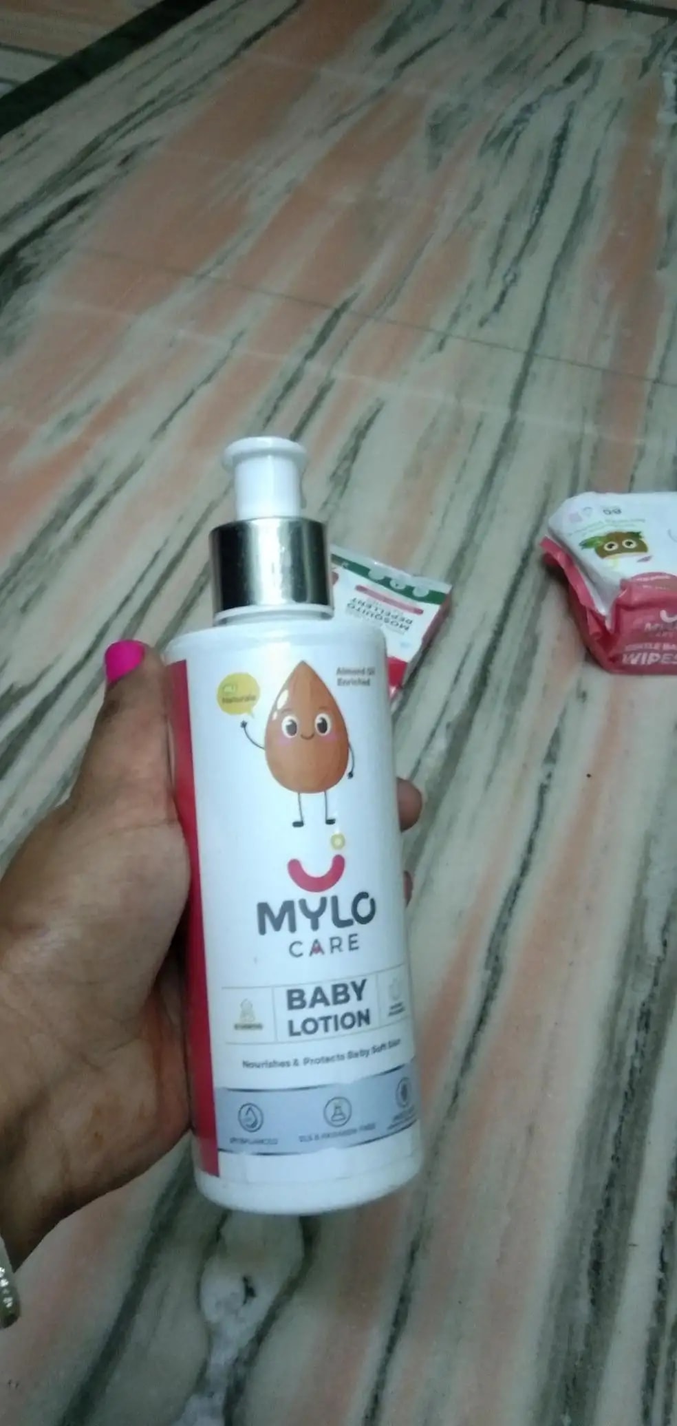 Baby Lotion for Kids | Made Safe Certified | Dermatologically Tested | Long Lasting 24 Hours Moisturisation | Soothes Dryness - 200 ml