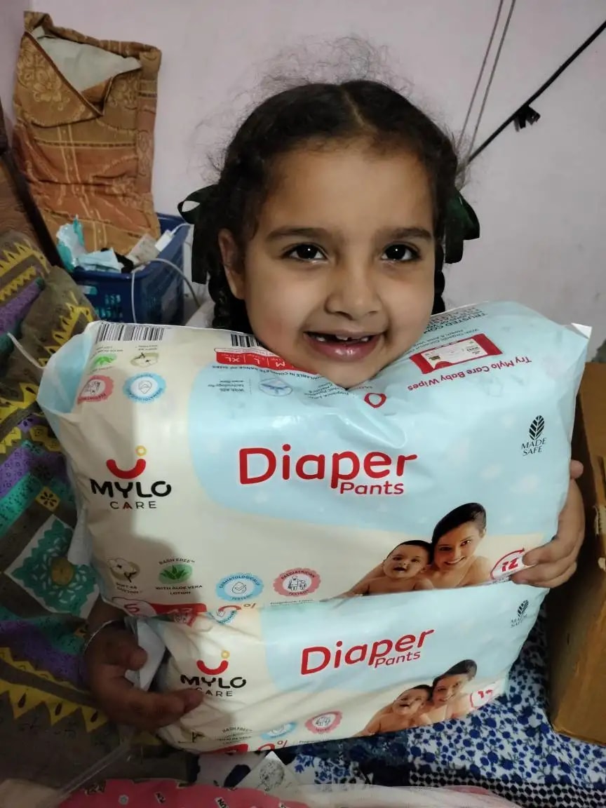 Mylo Baby New Born Diaper Pants | Up to 5Kgs | with Wetness Indicator | 92 Count