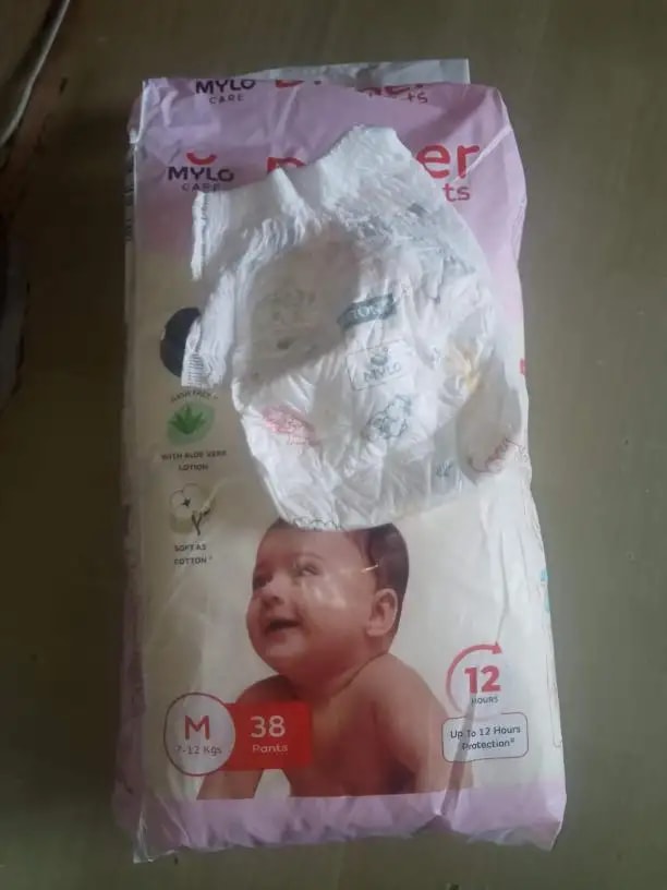 Mylo Baby New Born Diaper Pants | Up to 5Kgs | with Wetness Indicator | 92 Count