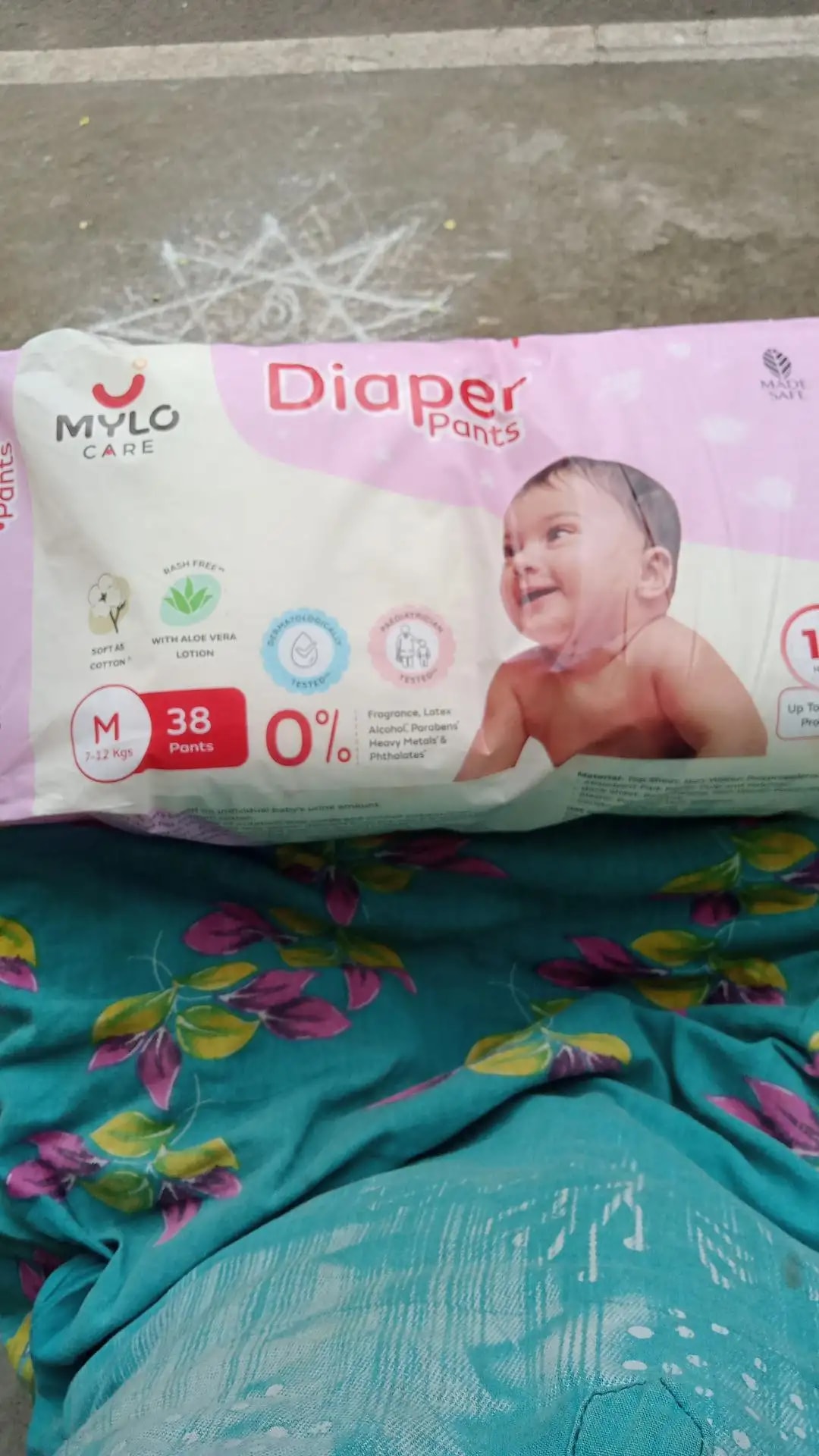 Mylo Baby New Born Diaper Pants | Up to 5Kgs | with Wetness Indicator | 92 Count