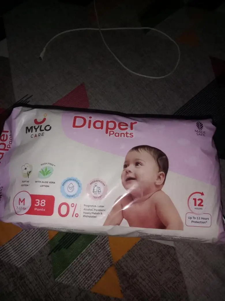 Mylo Baby New Born Diaper Pants | Up to 5Kgs | with Wetness Indicator | 92 Count