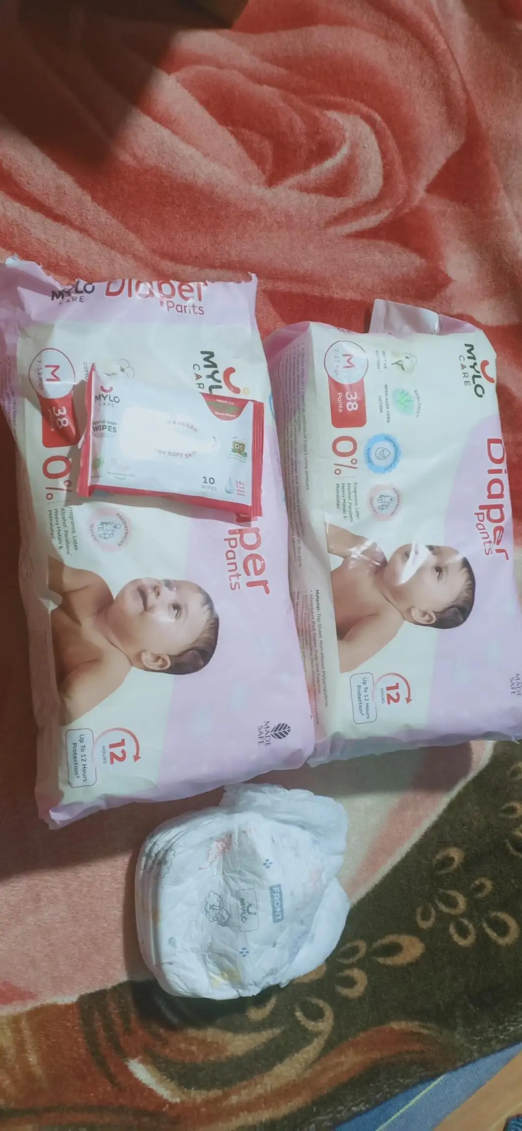 Mylo Baby New Born Diaper Pants | Up to 5Kgs | with Wetness Indicator | 92 Count