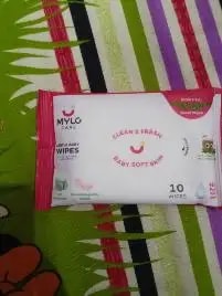 Mylo Baby New Born Diaper Pants | Up to 5Kgs | with Wetness Indicator | 92 Count