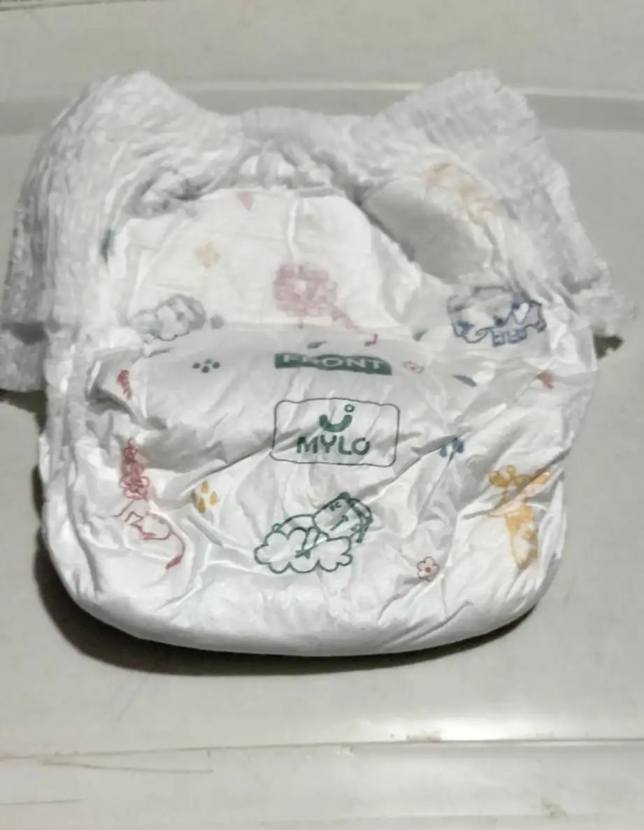 Mylo Baby New Born Diaper Pants | Up to 5Kgs | with Wetness Indicator | 92 Count
