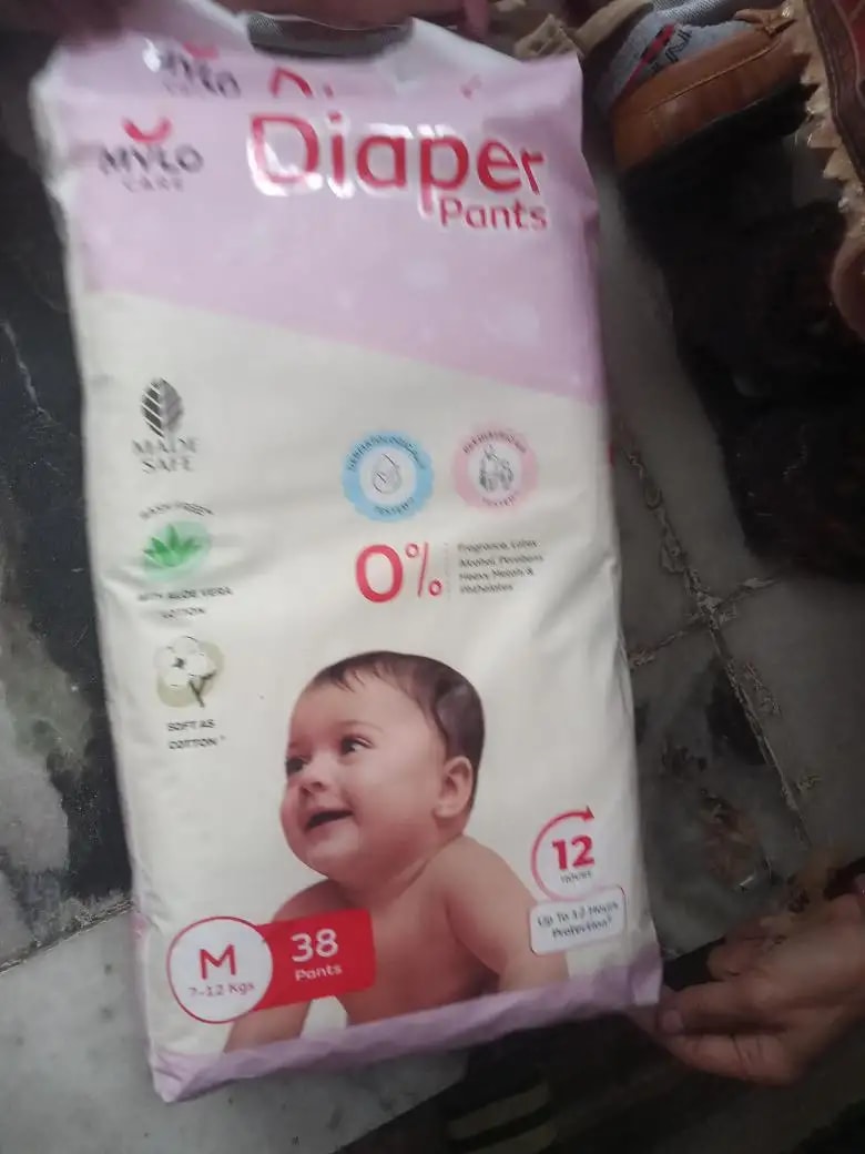 Mylo Baby New Born Diaper Pants | Up to 5Kgs | with Wetness Indicator | 92 Count