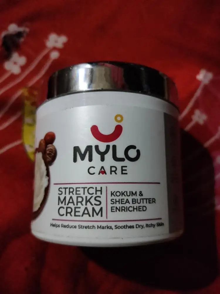 Stretch Marks Kit - Removes Scars | Made with Natural Ingredients | Tightens Skin - (1 Stretch Mark Oil - 100 ml, 2 Stretch Marks Cream - 100ml each)