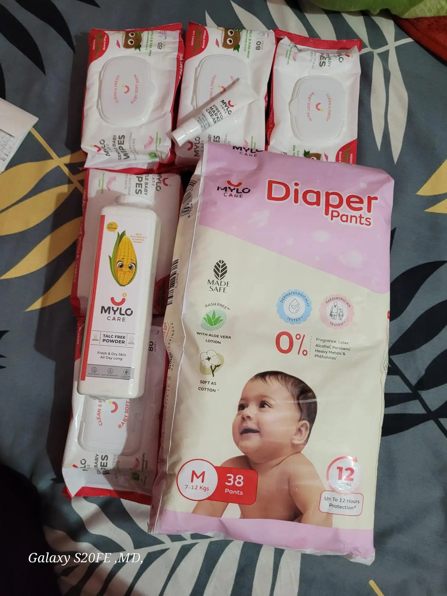Mylo Baby New Born Diaper Pants | Up to 5Kgs | with Wetness Indicator | 92 Count