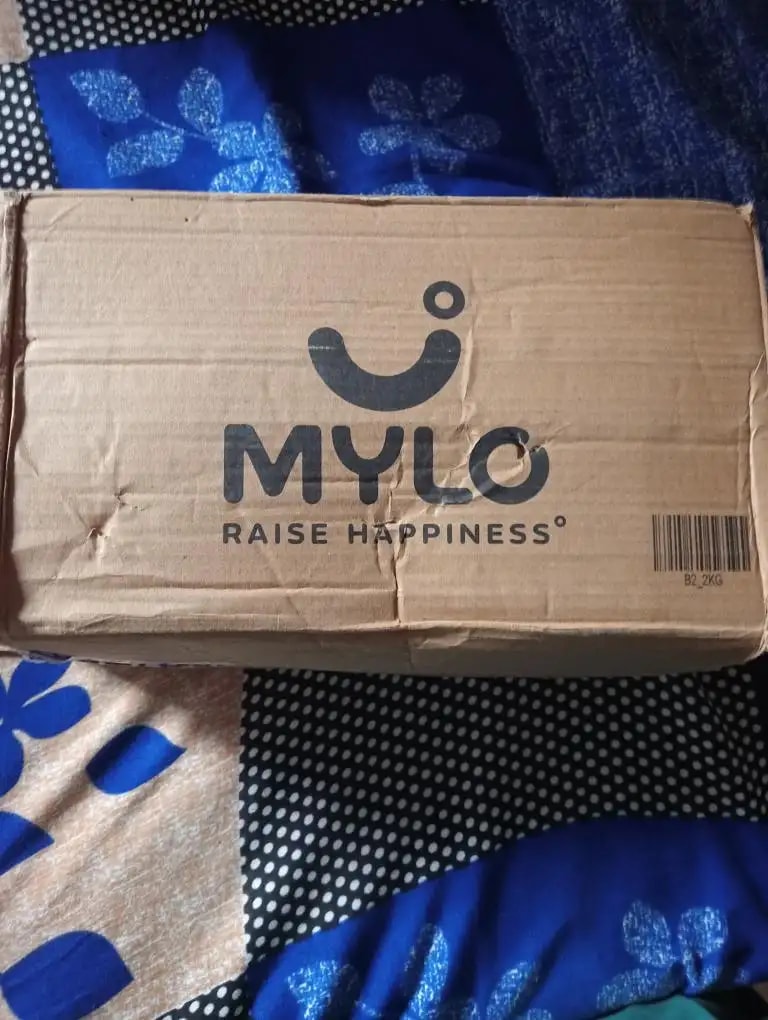 Mylo Baby New Born Diaper Pants | Up to 5Kgs | with Wetness Indicator | 92 Count