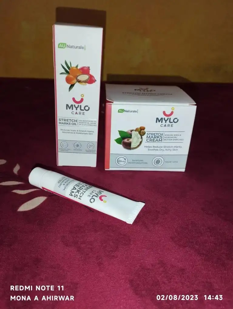 Stretch Marks Kit - Removes Scars | Made with Natural Ingredients | Tightens Skin - (1 Stretch Mark Oil - 100 ml, 2 Stretch Marks Cream - 100ml each)