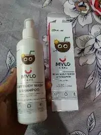 Baby Shampoo and Body Wash | Gentle Cleansing Head-to-Toe | Tear Free Formulation | Retains Natural Moisture | Dermatologically Tested | Made Safe Certified- 200 ml - Pack of 2