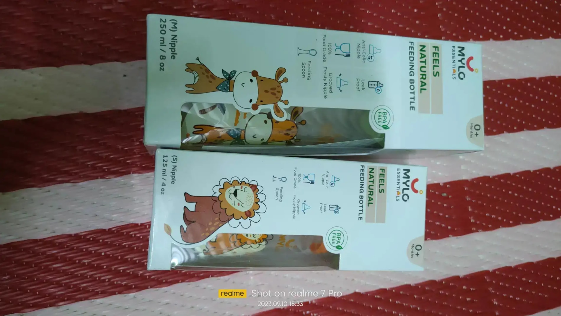 2-in-1 Baby Feeding Bottle | BPA Free with Anti-Colic Nipple & Spoon | Easy Flow Neck Design - Lion & Giraffe 125ml & 250ml