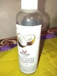 Cold Pressed Extra Virgin Coconut Oil for Skin & Hair - Nourishes Skin Deeply | Reduces Dandruff | Strengthens Hair | Soothes Baby's Rashes - 200 ml