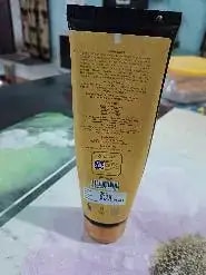 Ubtan Face Wash with Saffron, Nalpamaradi Oil & Turmeric | Brightens Skin | Removes Dead Skin Cells | Fights Acne | Lightens Skin (100 gm)
