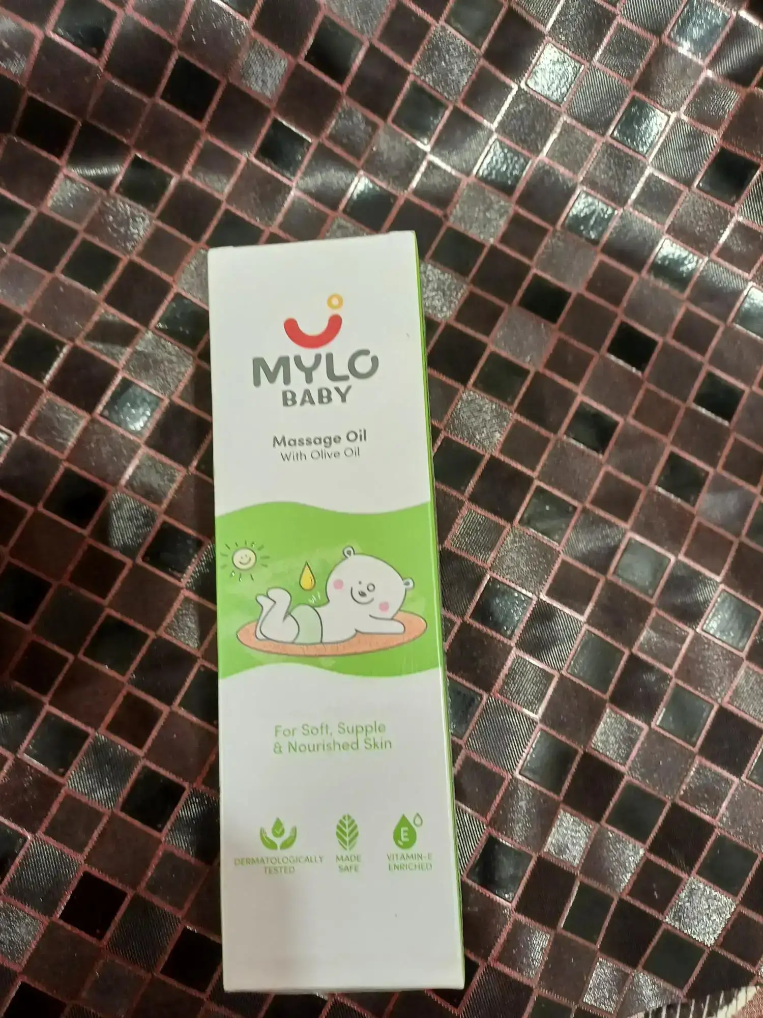 Mylo Herb Enriched Baby Massage Oil - 100 ml | For Winters Dermatologically Tested | Made Safe Certified | Nourishes Skin | Strengthens Immunity | Ayurvedic Preparation