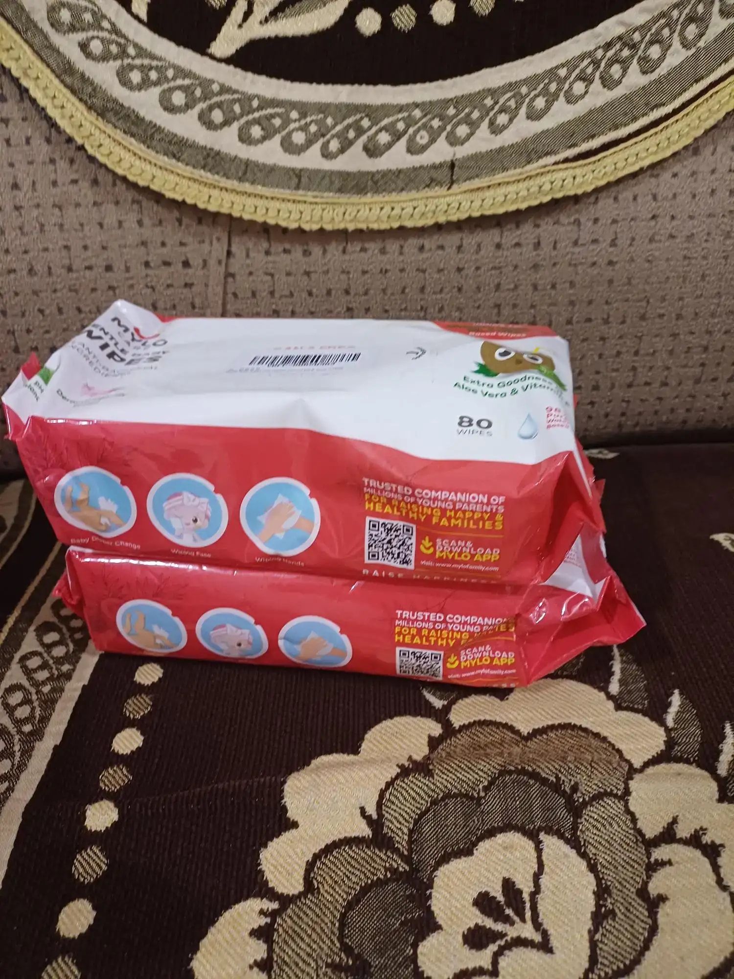 Wipes with lid-Pack of 3 & Baby tummy roll on 40ml