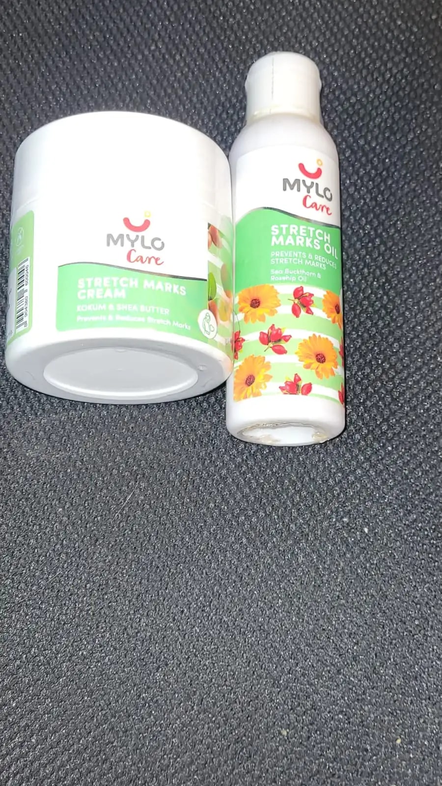 Stretch Marks Kit - Removes Scars | Made with Natural Ingredients | Tightens Skin - (1 Stretch Mark Oil - 100 ml, 2 Stretch Marks Cream - 100ml each)