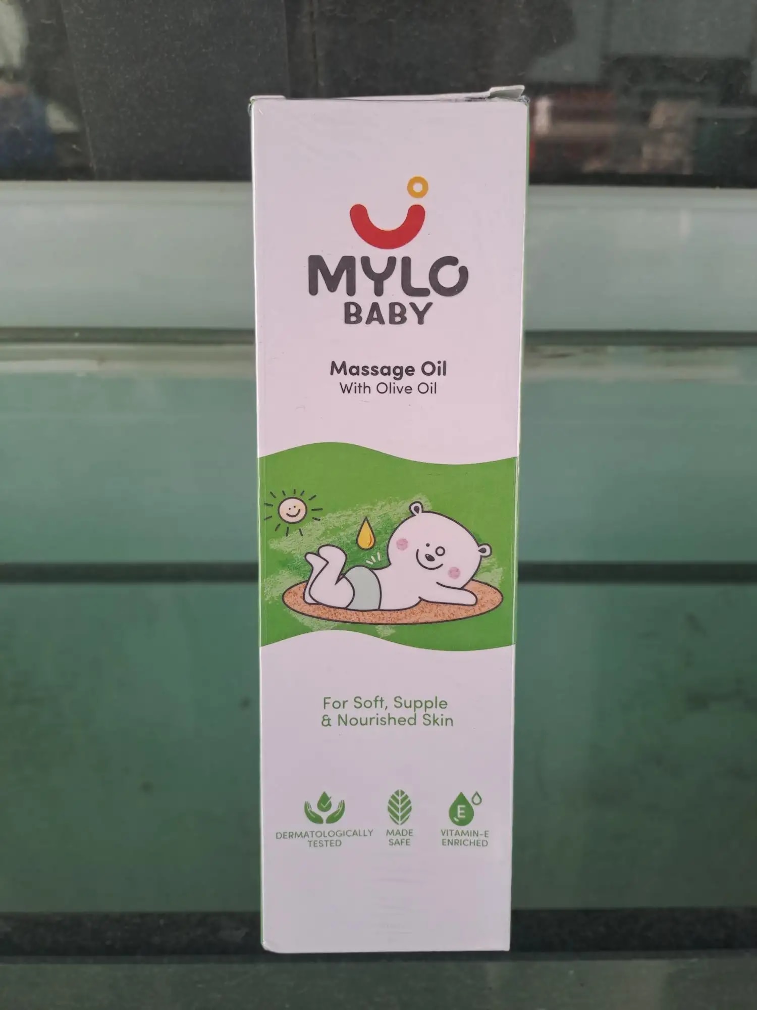 Mylo Herb Enriched Baby Massage Oil - 100 ml | For Winters Dermatologically Tested | Made Safe Certified | Nourishes Skin | Strengthens Immunity | Ayurvedic Preparation