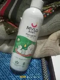 Mylo Herb Enriched Baby Massage Oil - 100 ml | For Winters Dermatologically Tested | Made Safe Certified | Nourishes Skin | Strengthens Immunity | Ayurvedic Preparation