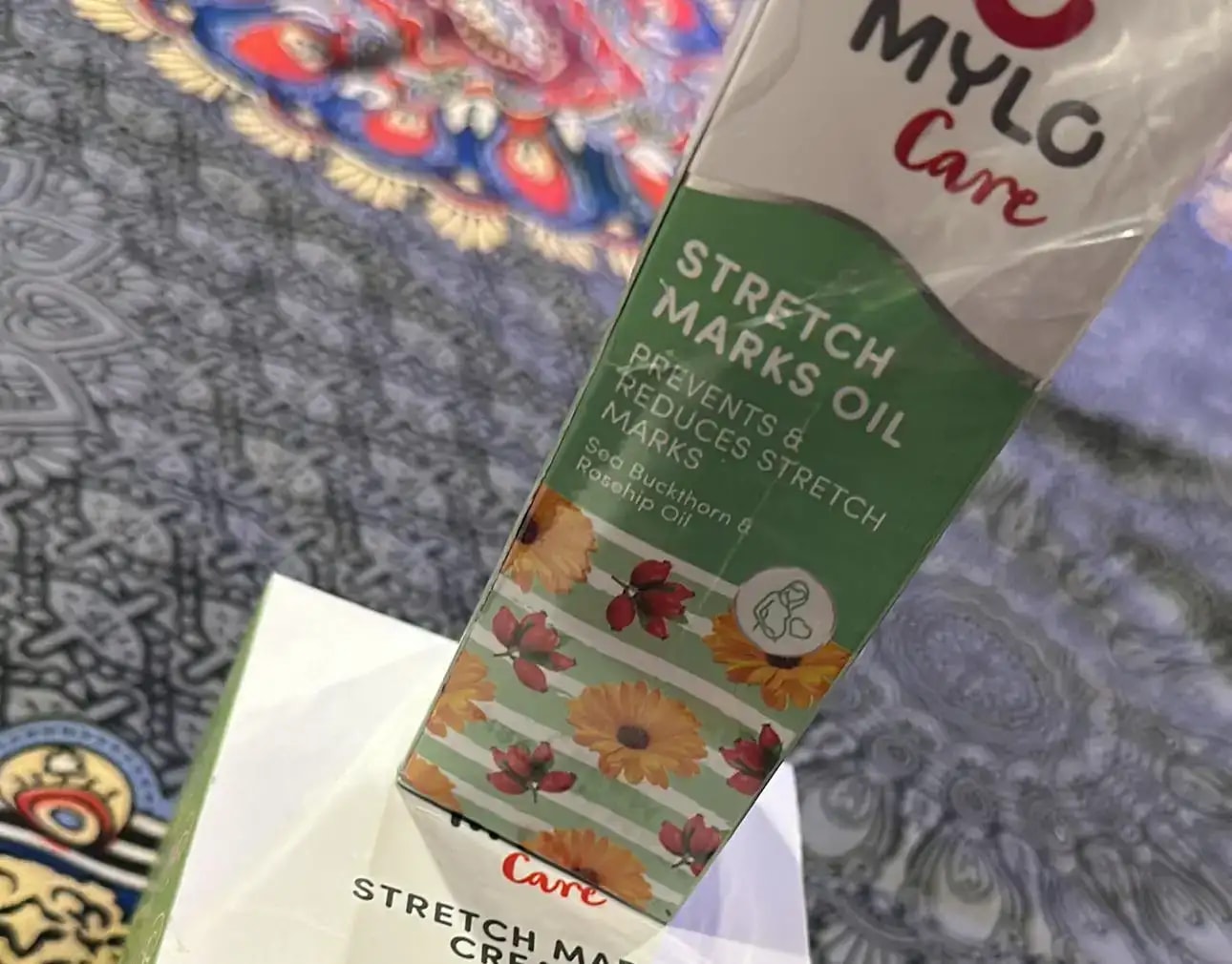 Stretch Marks Kit - Removes Scars | Made with Natural Ingredients | Tightens Skin - (1 Stretch Mark Oil - 100 ml, 2 Stretch Marks Cream - 100ml each)
