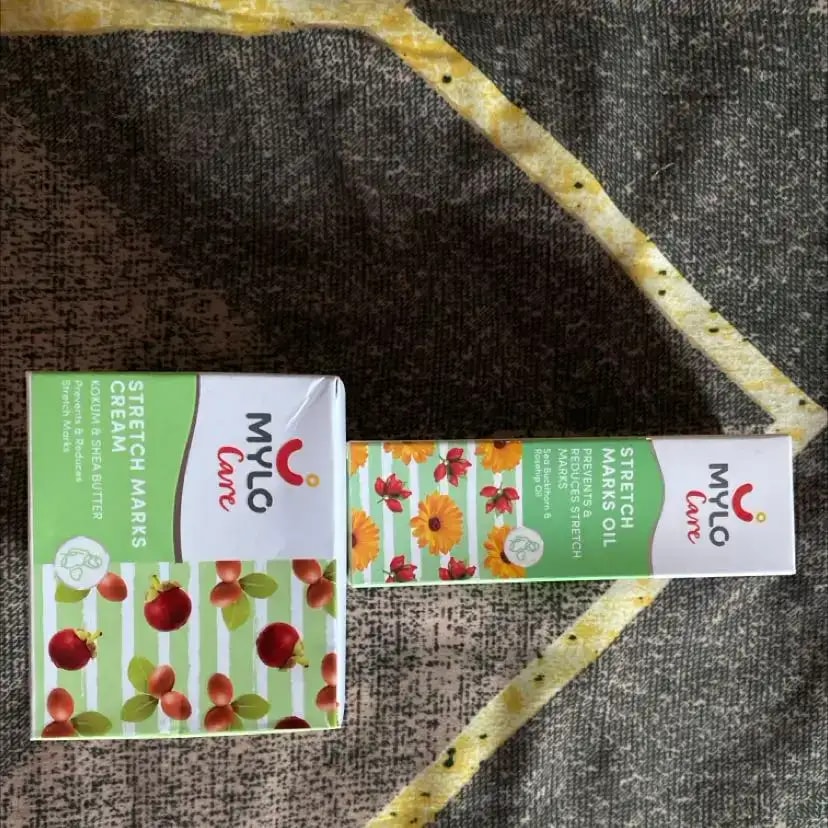 Stretch Marks Kit - Removes Scars | Made with Natural Ingredients | Tightens Skin - (1 Stretch Mark Oil - 100 ml, 2 Stretch Marks Cream - 100ml each)