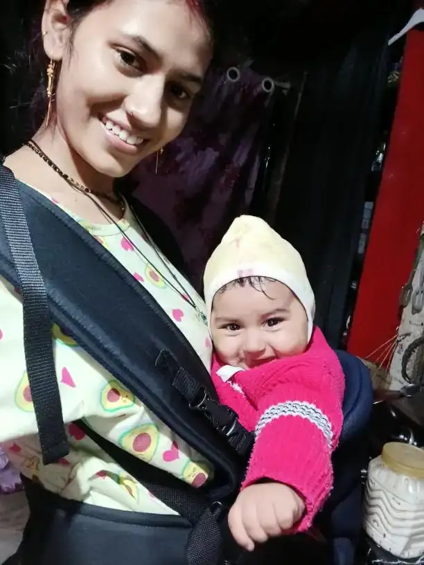 Baby Carrier Bag for 0 to 3 Years with 4 Comfortable Carrying Positions | Lightweight & Travel Friendly | Padded Neck & Shoulder Support - Red & Black