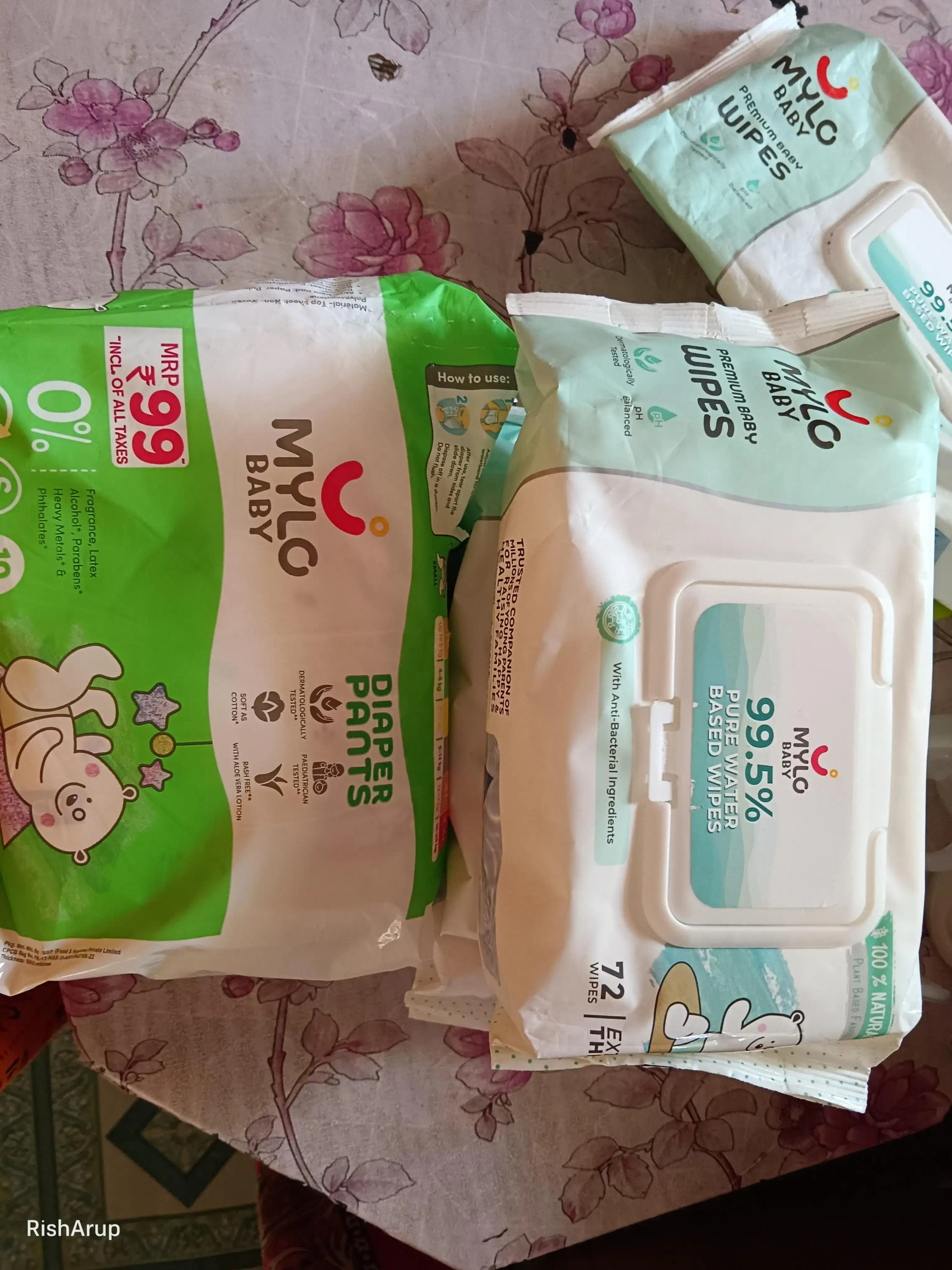 Mylo Baby New Born Diaper Pants | Up to 5Kgs | with Wetness Indicator | 92 Count
